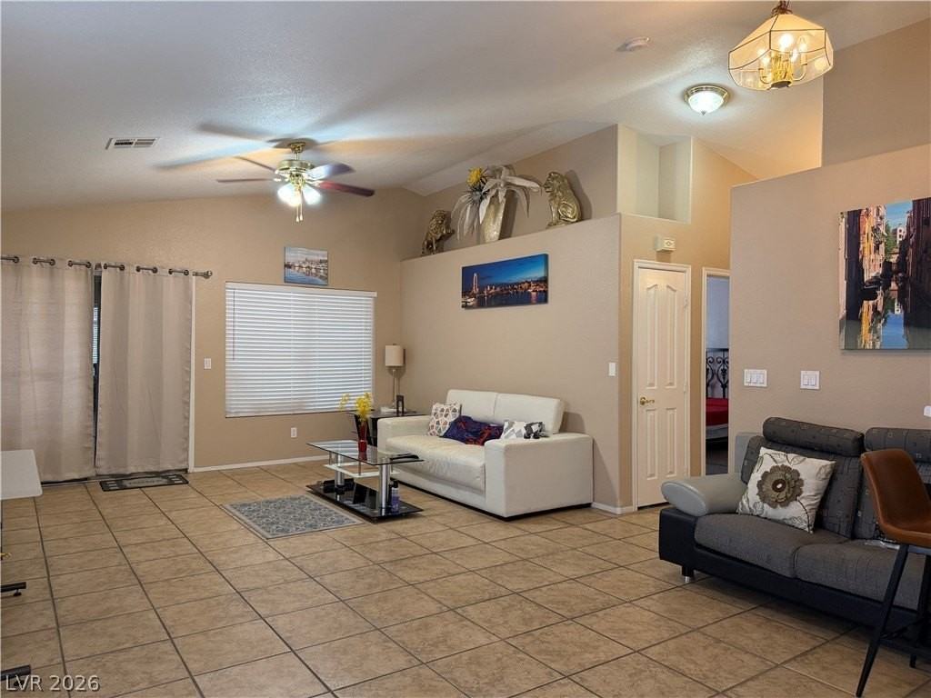 868 Worrell Ave - Photo 7 of 25