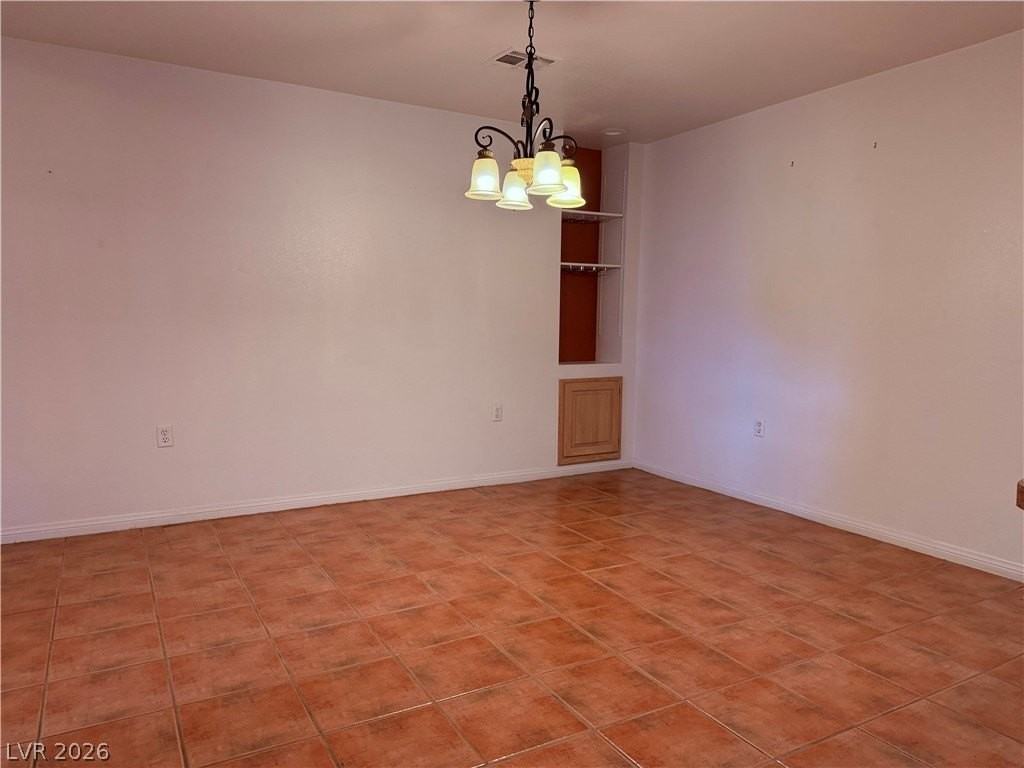 5320 Fieldstone Rd - Photo 6 of 12
