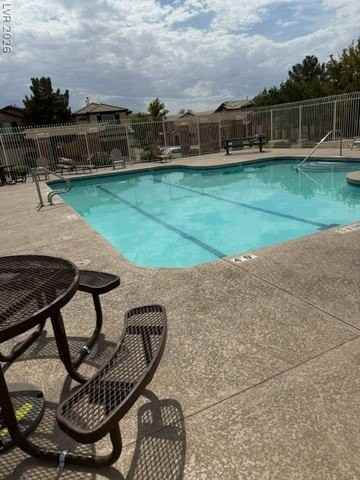 4445 Mount Penteli Ave - Photo 3 of 23