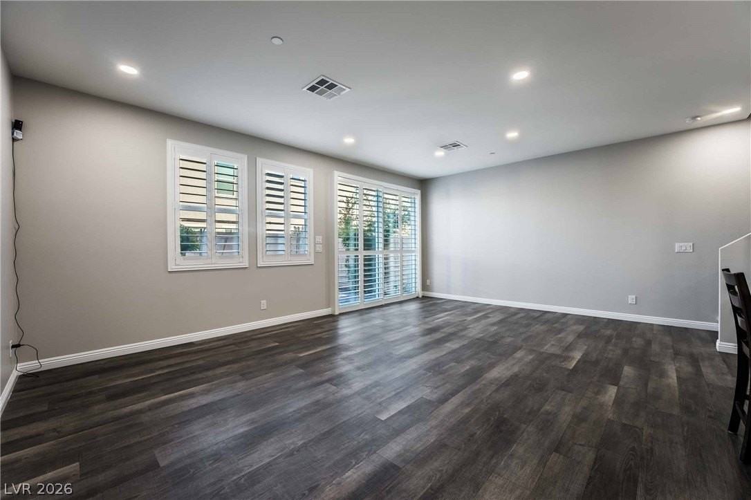 5378 Silver Branch Ave - Photo 4 of 23