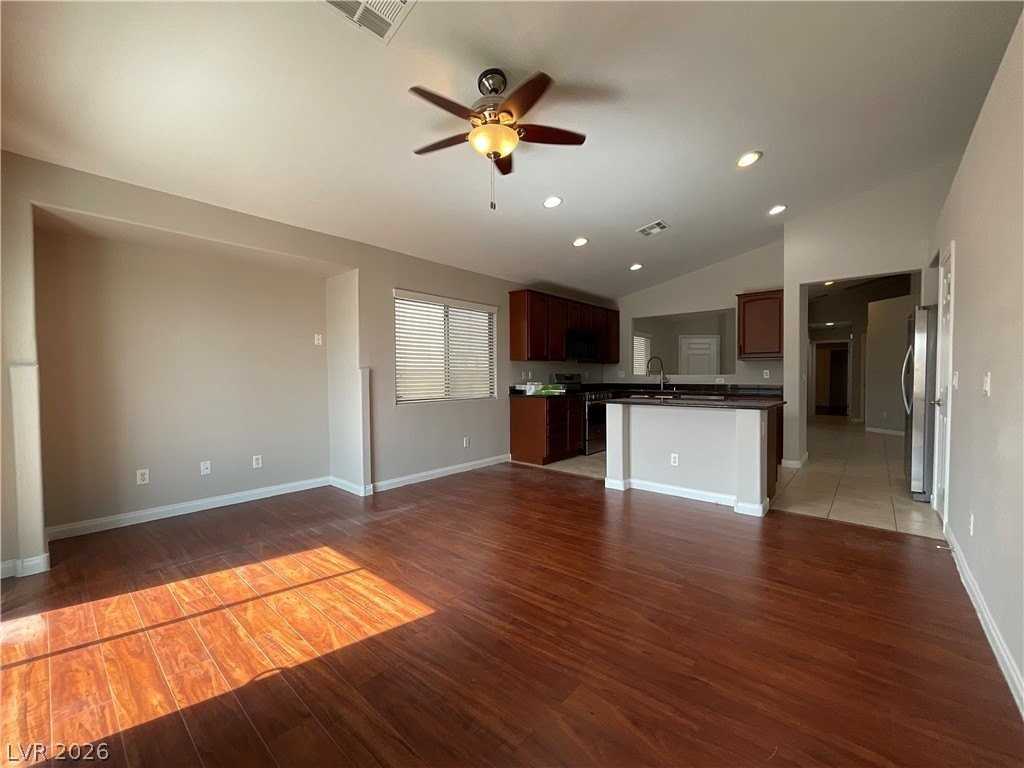 5016 Crying Heart St - Photo 2 of 14