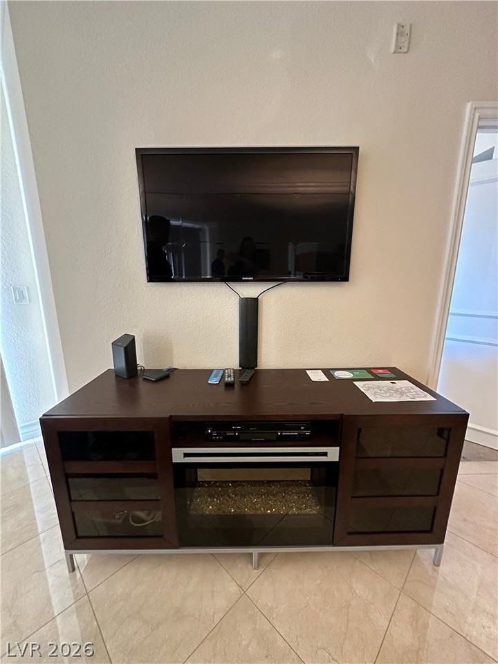 230 E Flamingo Rd #223 - Photo 5 of 33