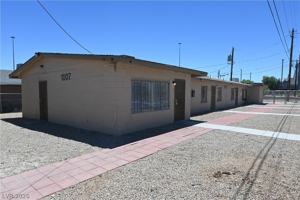 featured image of 1007 C St #1