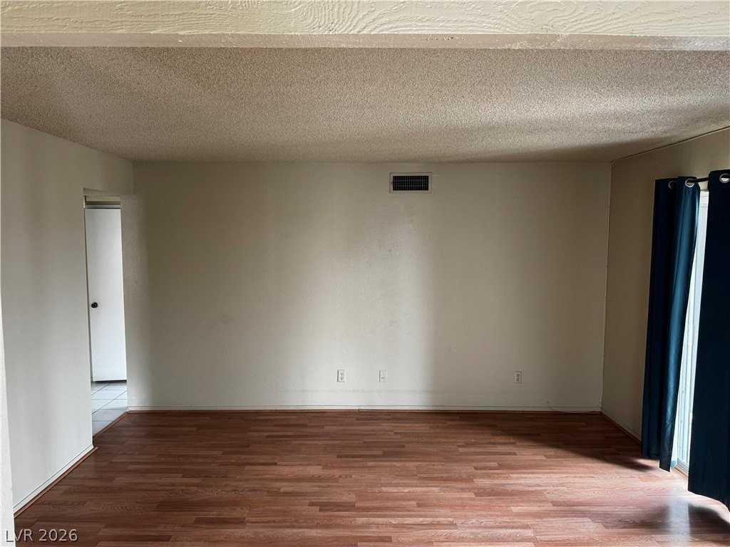 1405 Vegas Valley Dr #112 - Photo 4 of 8