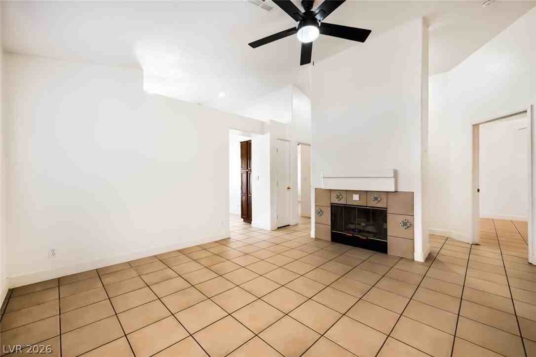 5737 Grand Entries Dr - Photo 3 of 17