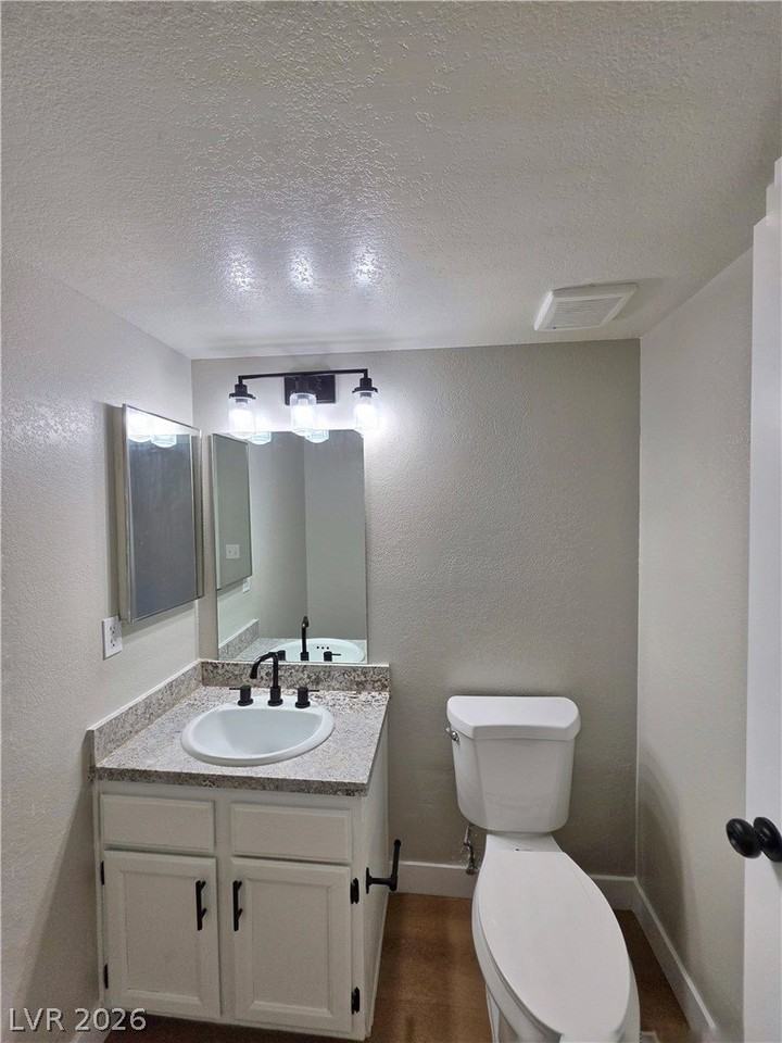 4230 Mississippi Ave - Photo 5 of 18