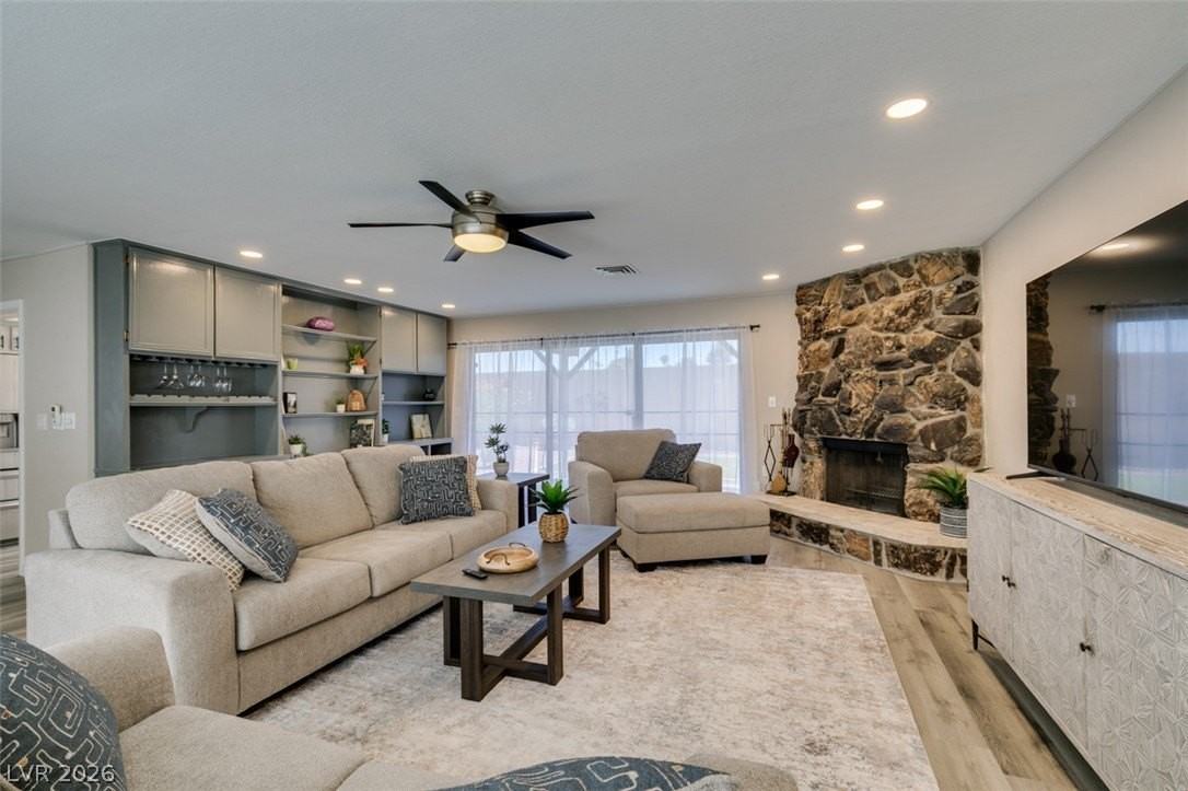2587 Swan Ln - Photo 6 of 50