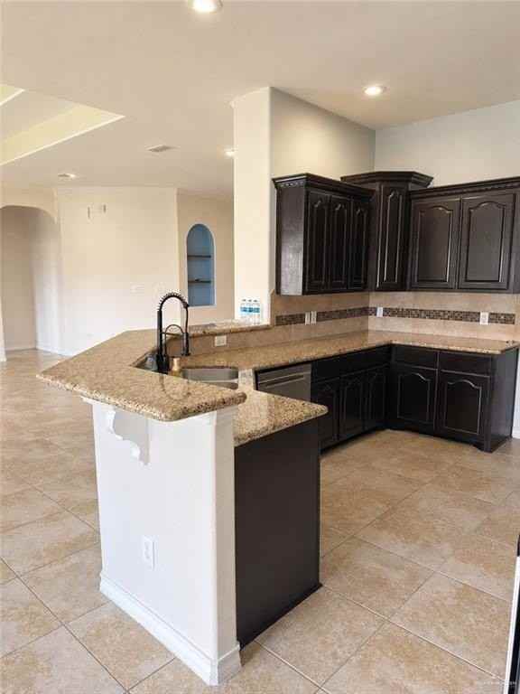 1805 Queens Ave - Photo 6 of 17