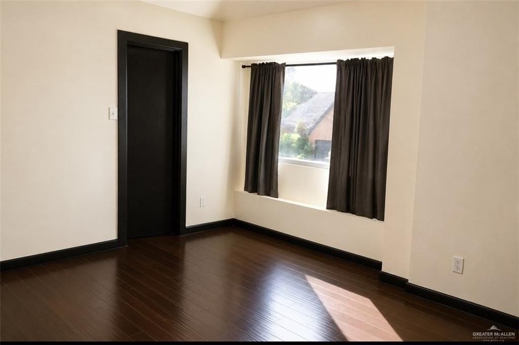 310 Rio Grande Dr - Photo 6 of 20