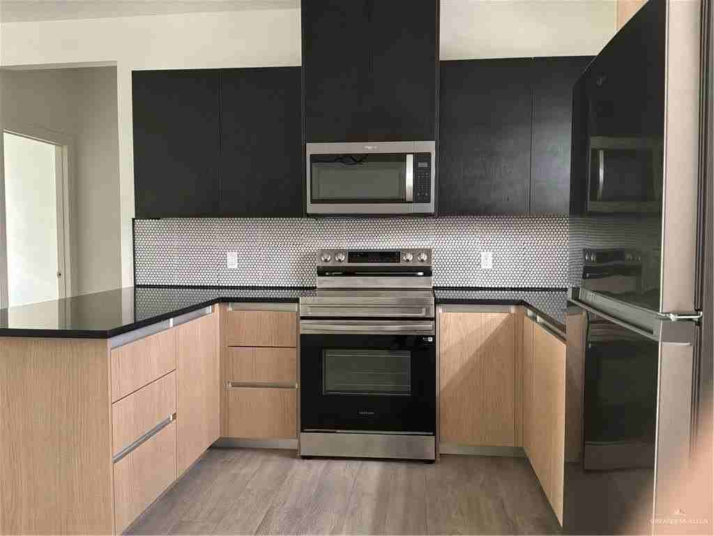 3904 Ventura Avenue #2 - Photo 4 of 14