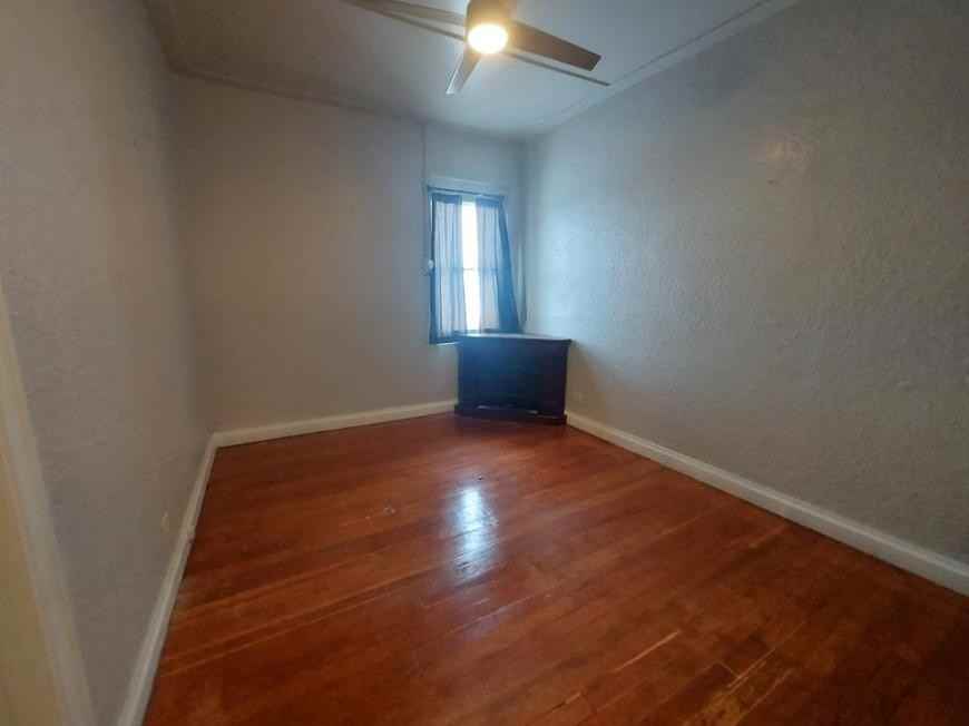 219 W Main St - Photo 2 of 5