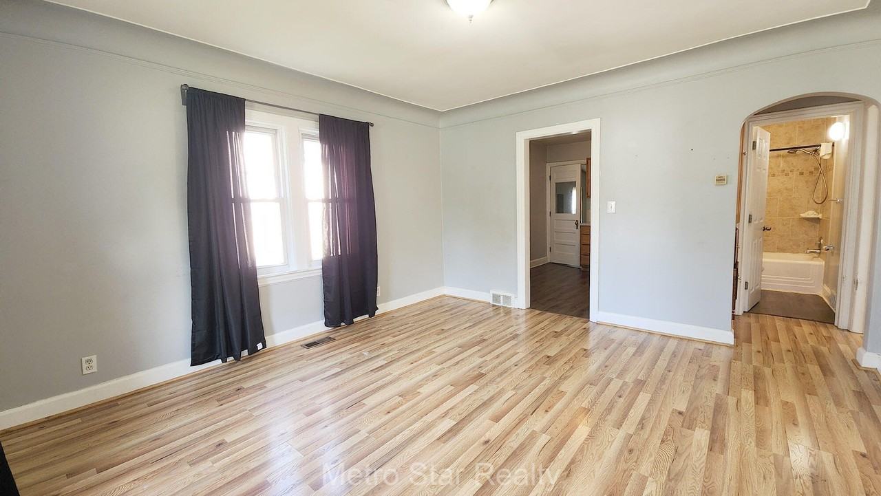 353 W Brockton Ave - Photo 4 of 13