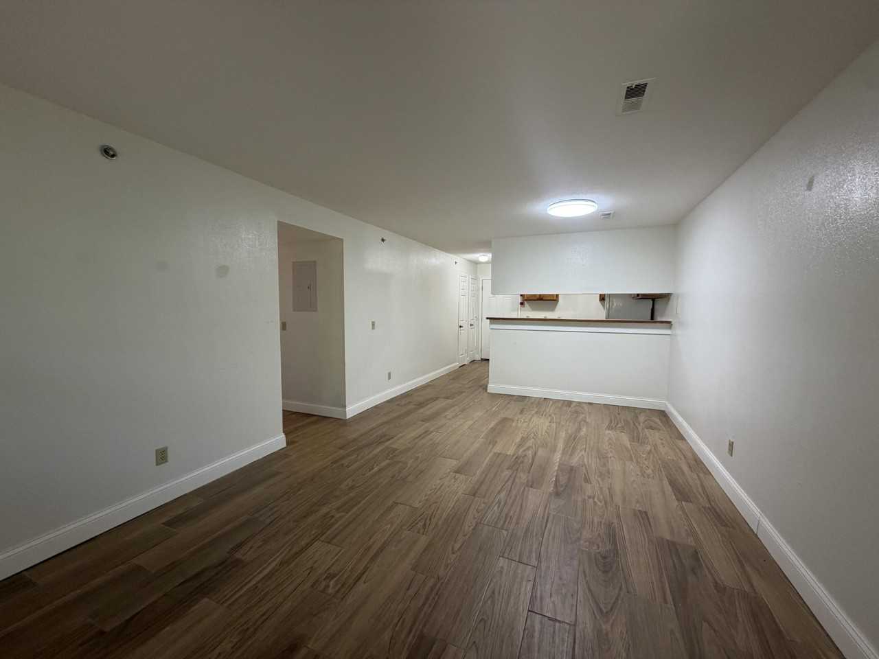 428 Kays Ln #1D - Photo 7 of 16