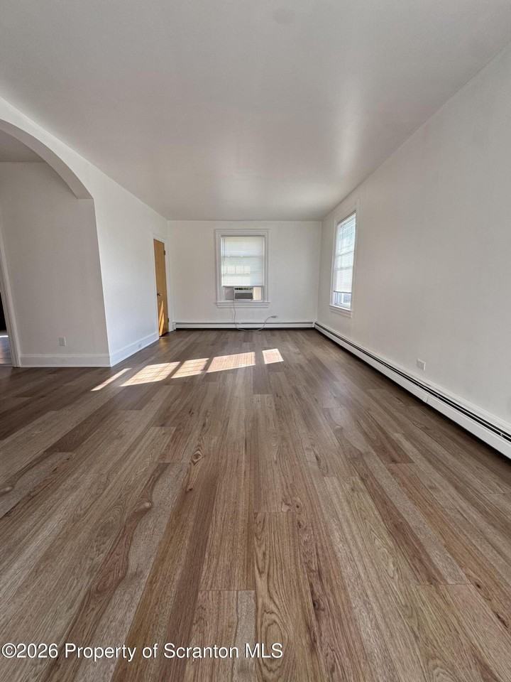 1810 Capouse Ave #2 - Photo 4 of 16