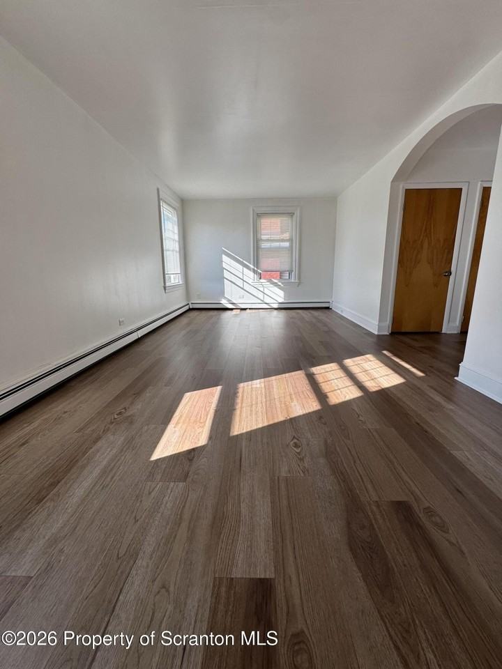 1810 Capouse Ave #2 - Photo 5 of 16