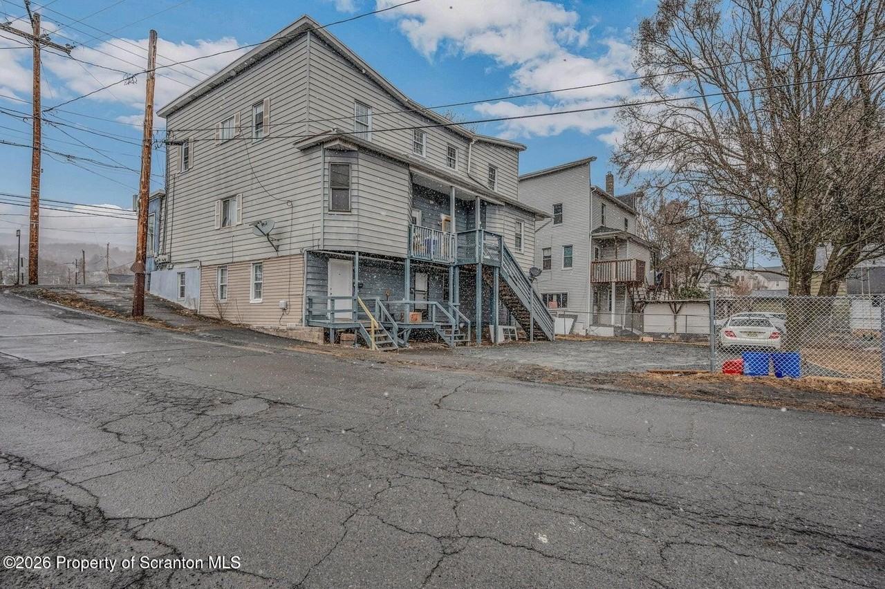 1200 Main St - Photo 2 of 24