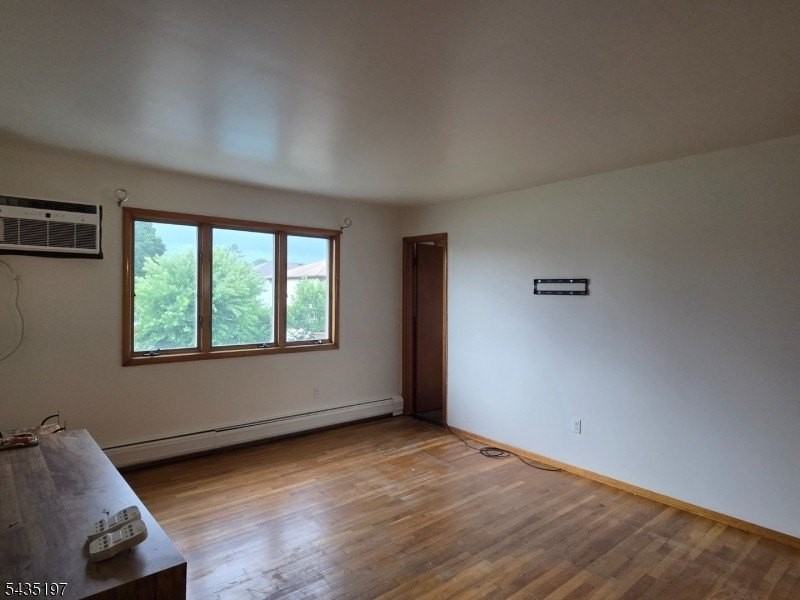 508 Lincoln St #2 - Photo 2 of 15