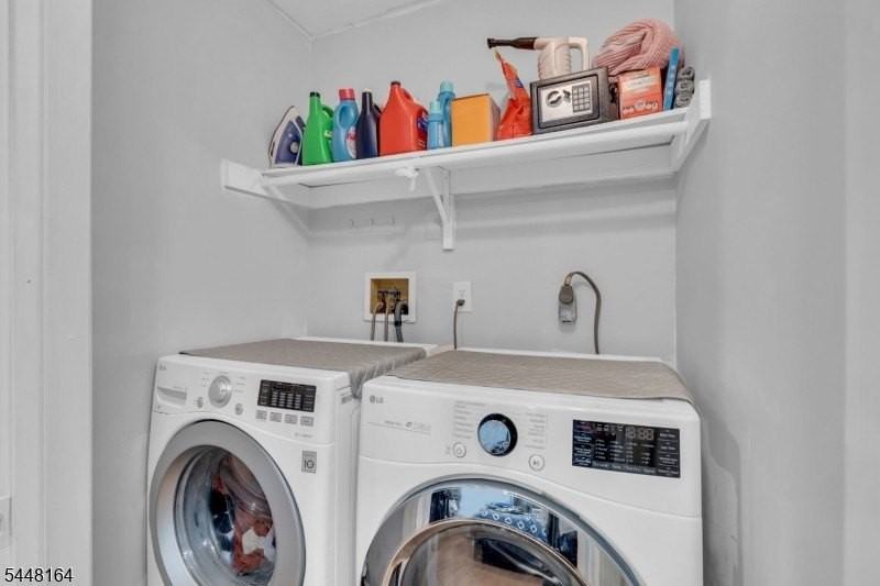 527 Andria Ave #223 - Photo 6 of 23