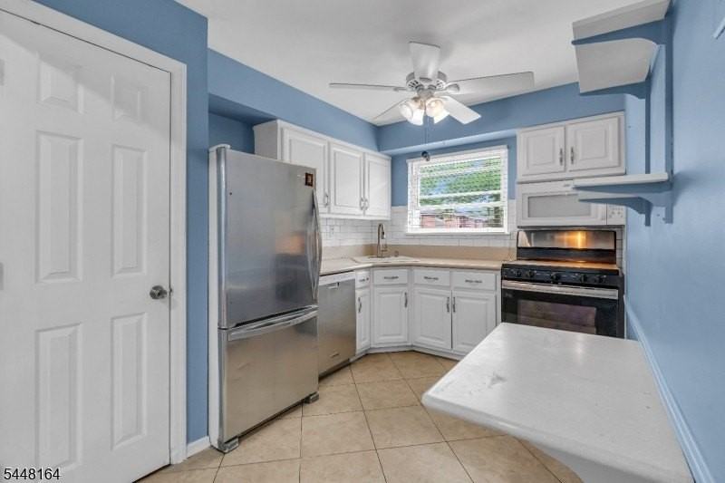 527 Andria Ave #223 - Photo 7 of 23