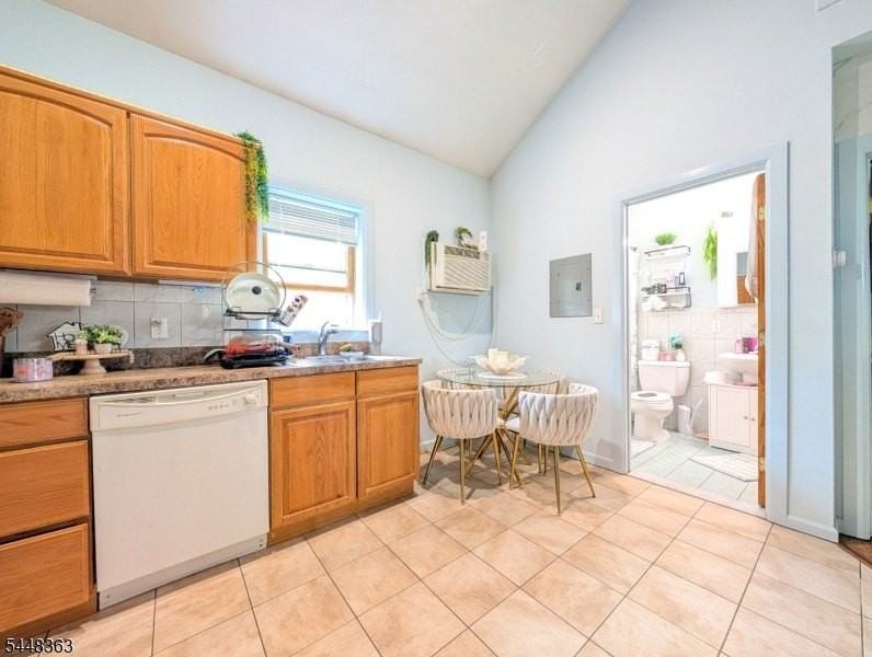 80 Schuyler Ave #5 - Photo 5 of 9