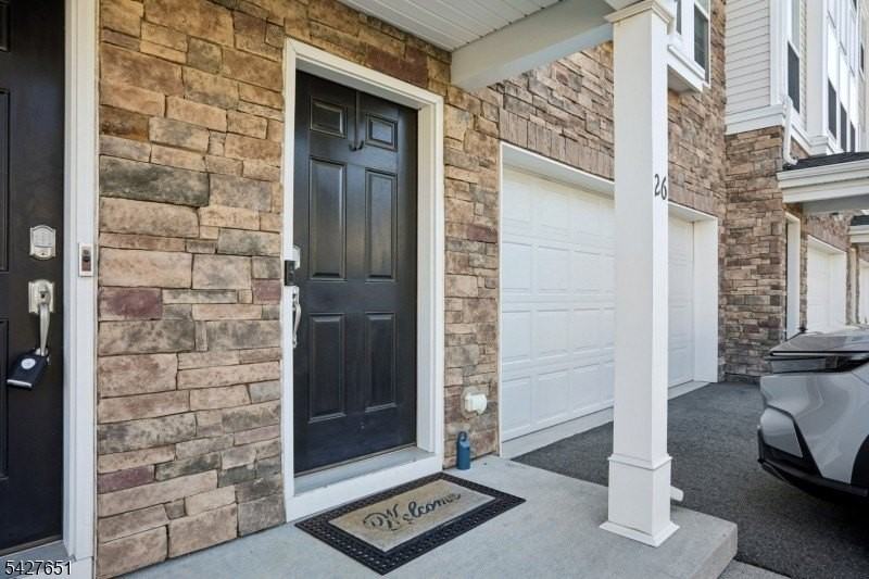 26 Colgate Dr - Photo 3 of 30