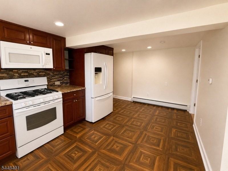 112 Chestnut St - Photo 7 of 13