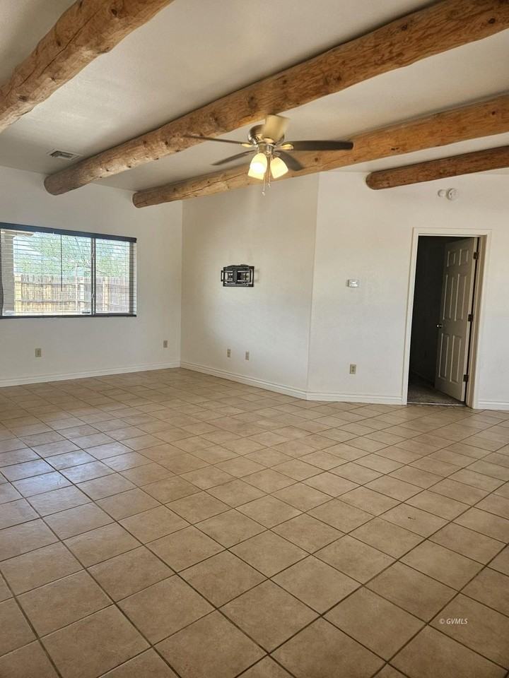 8468 S Pueblo Dr - Photo 3 of 18