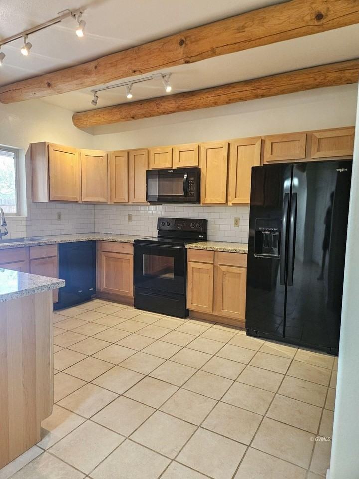 8468 S Pueblo Dr - Photo 5 of 18