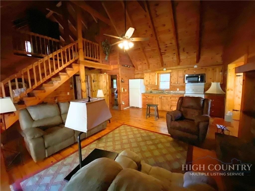 329 Ballou Mills Rd - Photo 3 of 12