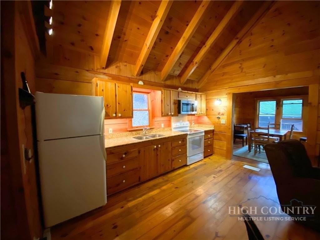 329 Ballou Mills Rd - Photo 4 of 12