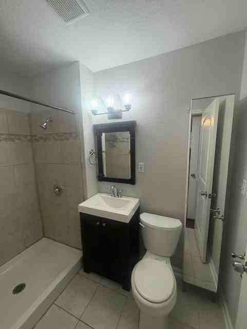 1809 Merriman Ave #1 - Photo 3 of 19