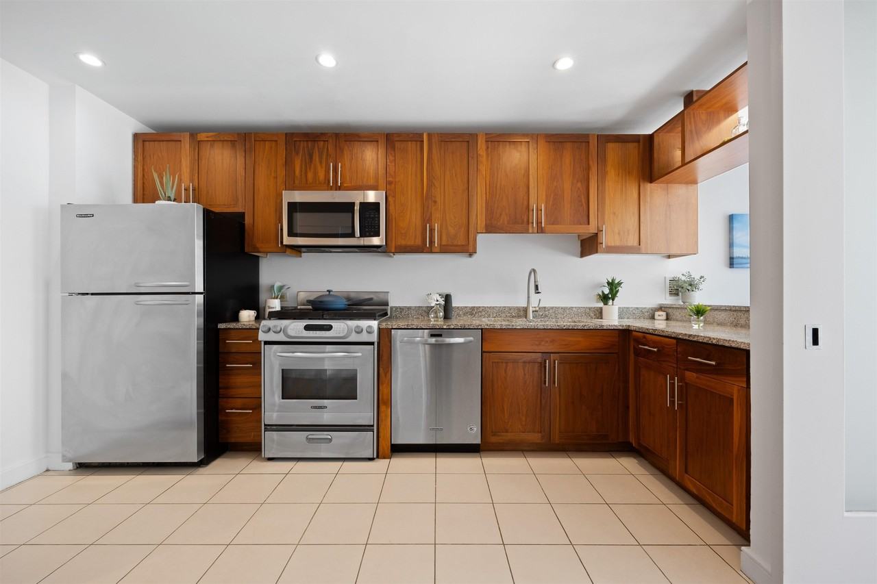 20 Newport Pkwy #906 - Photo 7 of 18