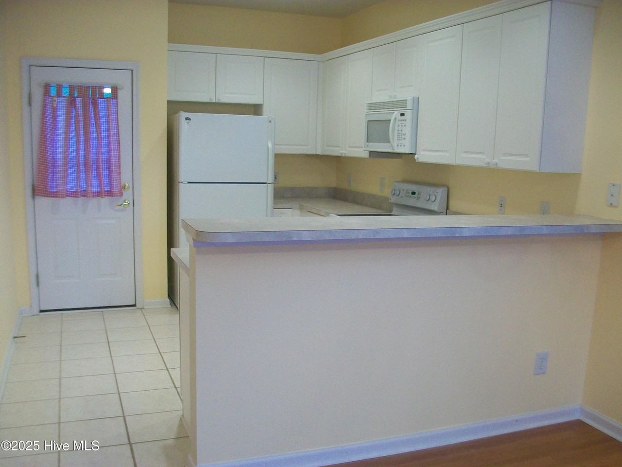 9447 Night Harbor Dr - Photo 4 of 15