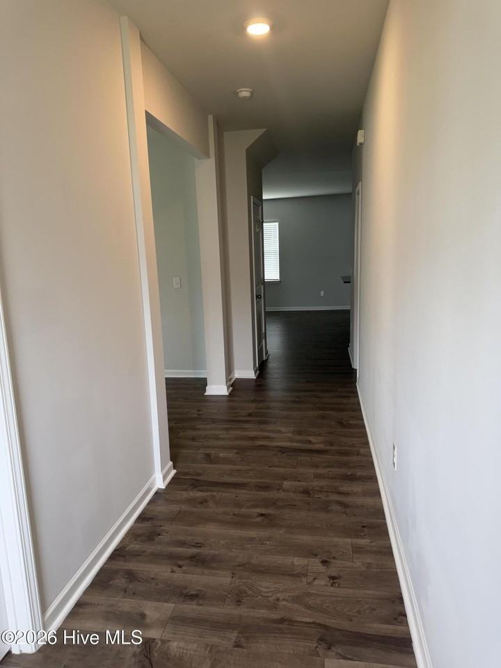 3620 Corinth Dr - Photo 4 of 25