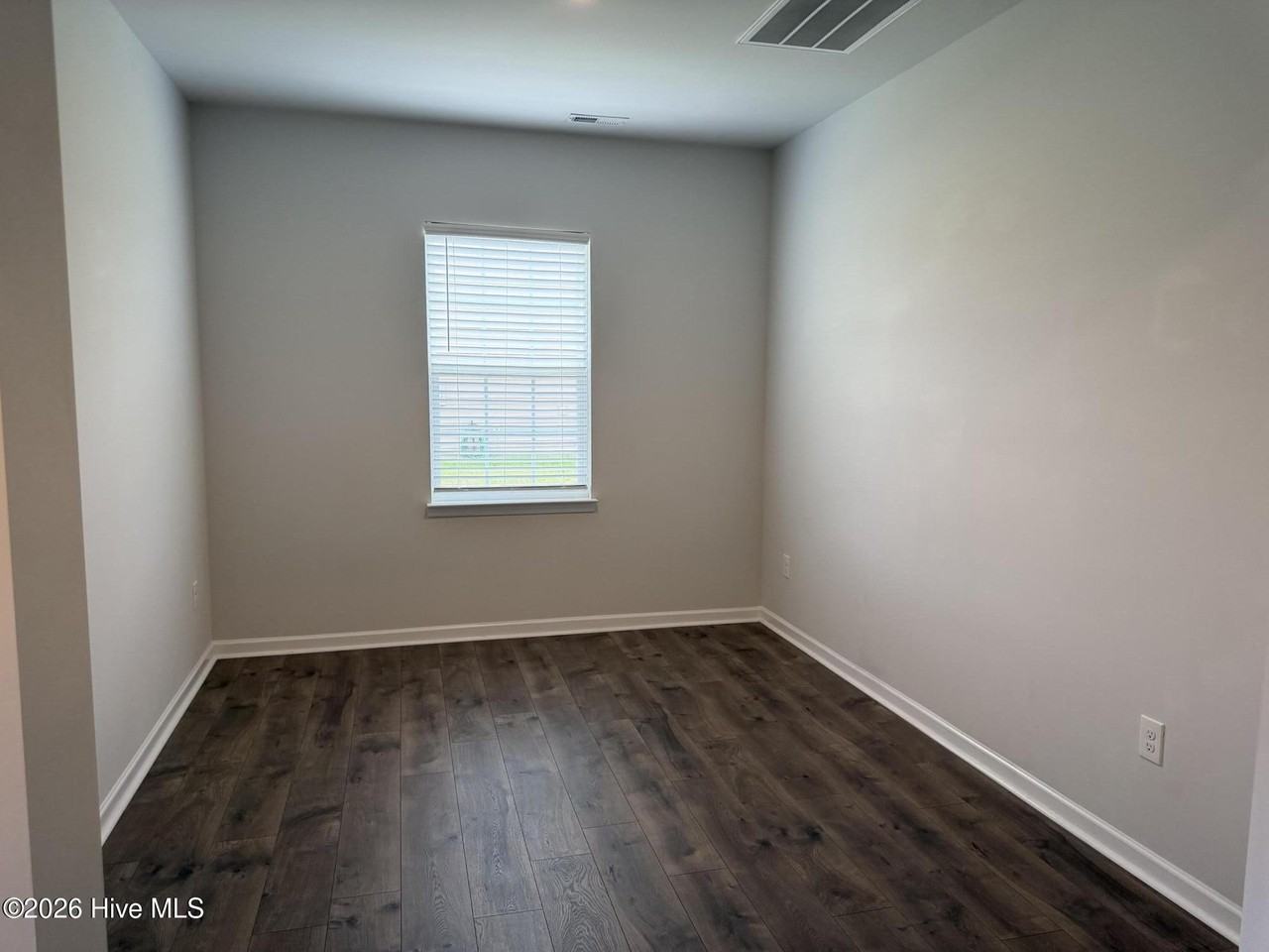 3620 Corinth Dr - Photo 7 of 25