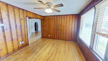 featured image of 27 East Dr
