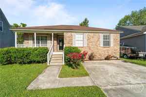featured image of 109 Dry Dock Ct