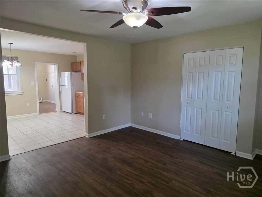 308 W 6th St - Photo 4 of 14