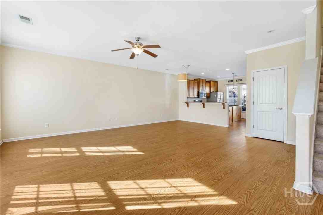 116 Ventura Pl - Photo 5 of 35