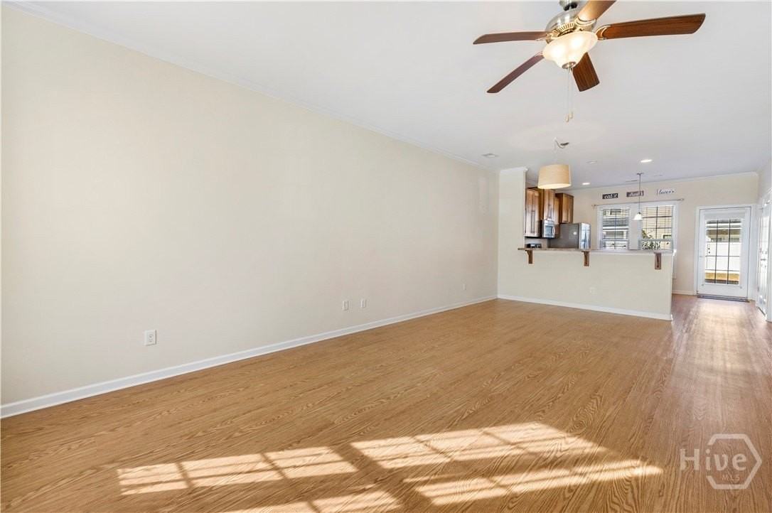 116 Ventura Pl - Photo 6 of 35