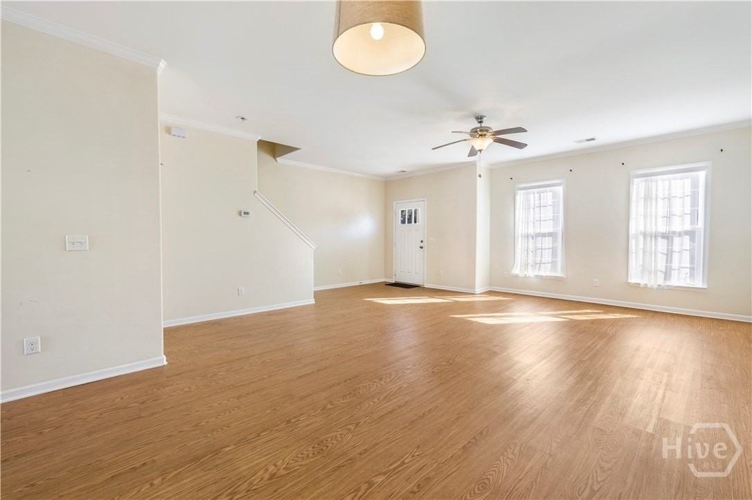 116 Ventura Pl - Photo 7 of 35