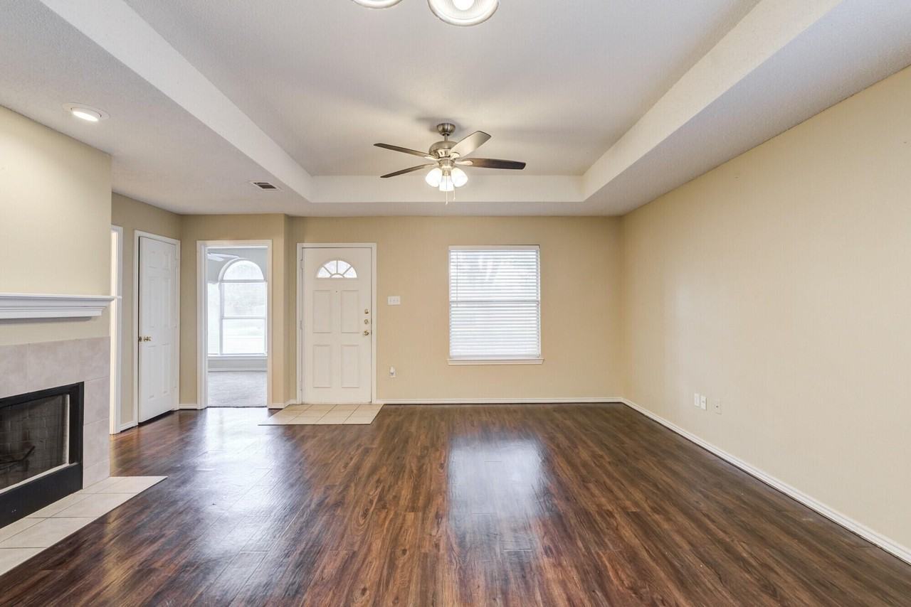 3416 97th St - Photo 4 of 29