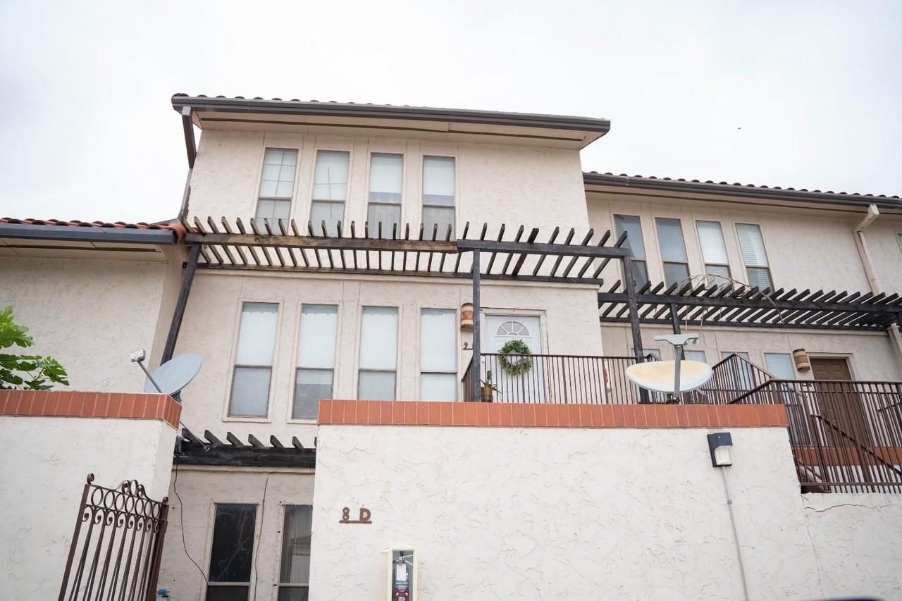 101 W Del Mar Blvd #9D - Photo 2 of 28