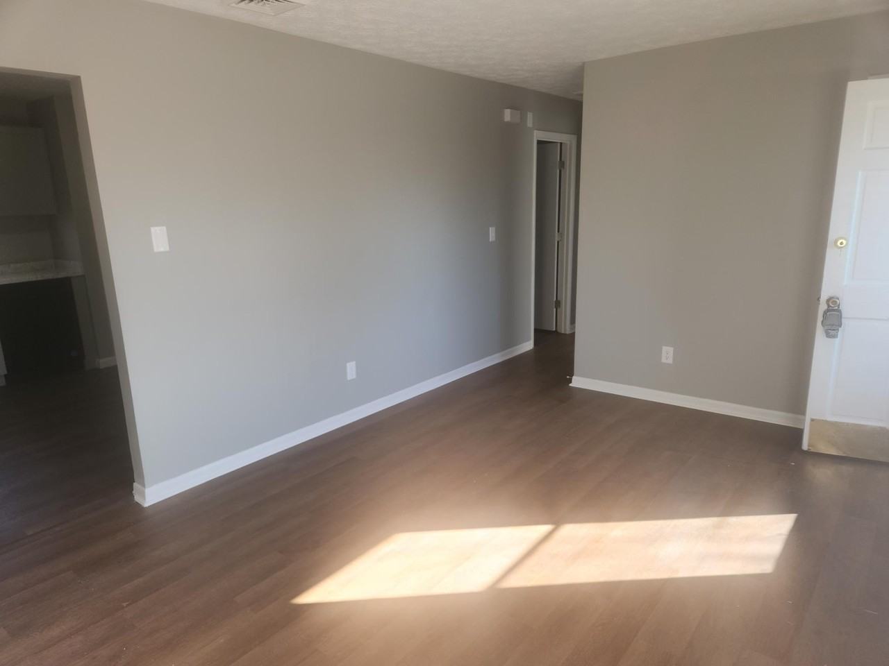 1079 Trent Blvd - Photo 3 of 12