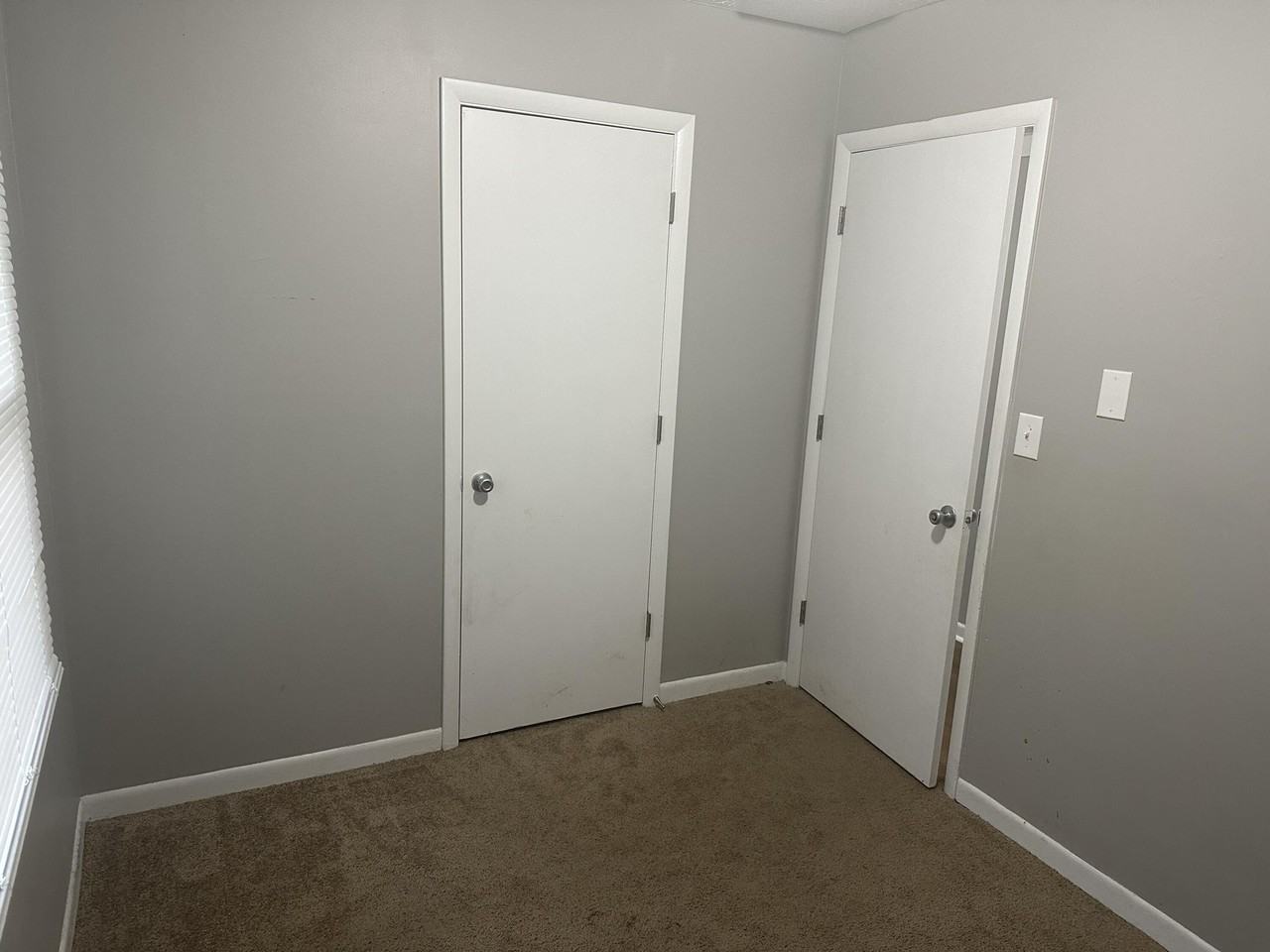 1079 Trent Blvd - Photo 6 of 12