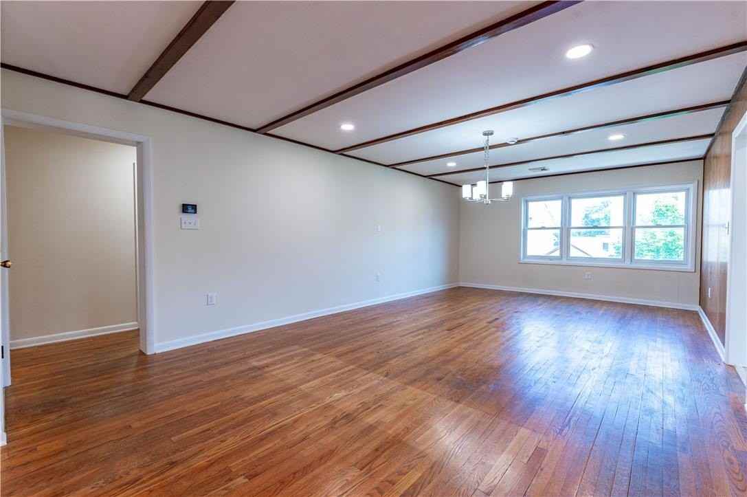 6350 Robin Ln - Photo 7 of 35