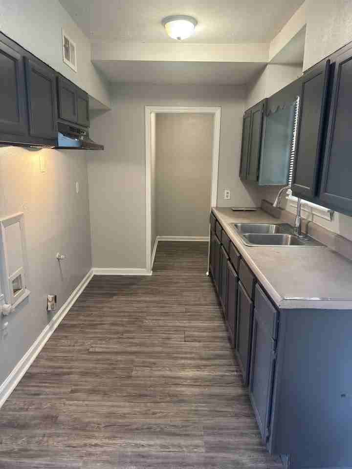 4742 Violet Ave - Photo 2 of 14