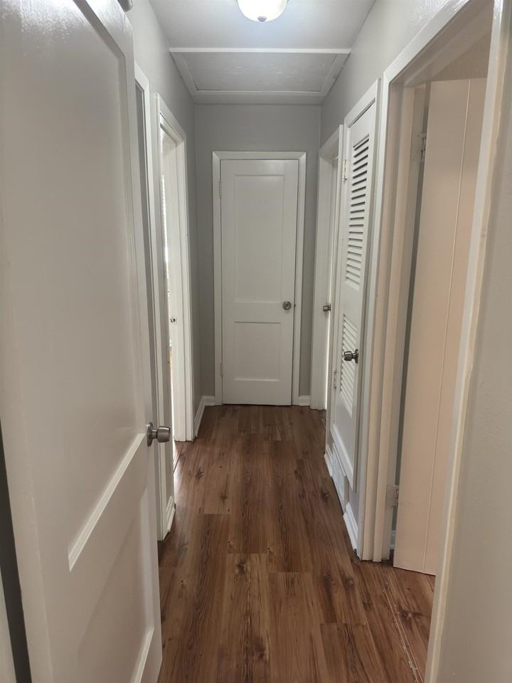 4742 Violet Ave - Photo 5 of 14