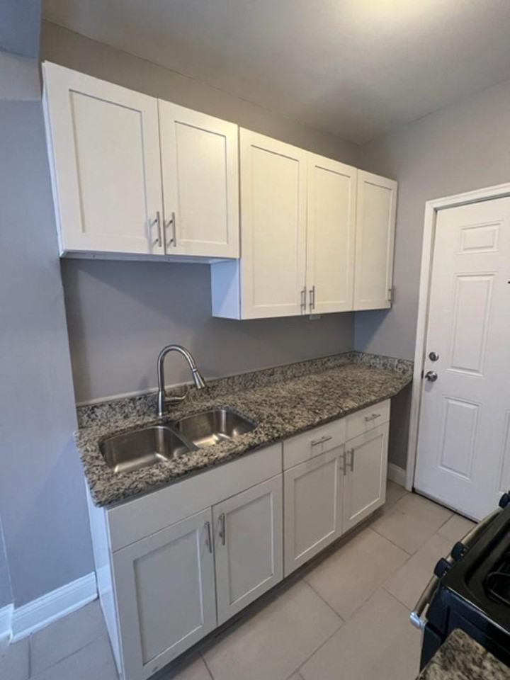 7920 S Wabash Ave - Photo 4 of 4