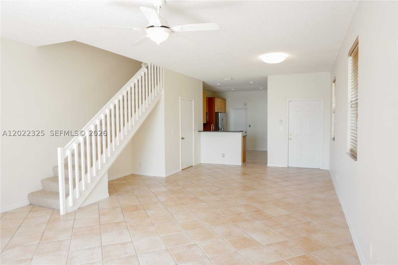 1868 Salerno Cir #1868 - Photo 7 of 40